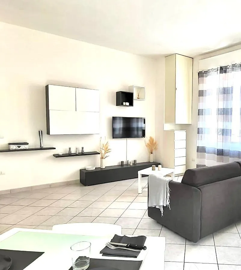 Apartment White Home Forli Centro